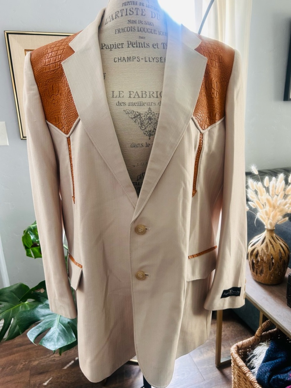 Vintage Buffalo Country Men's Cream Blazer with Brown faux Leather Yoke